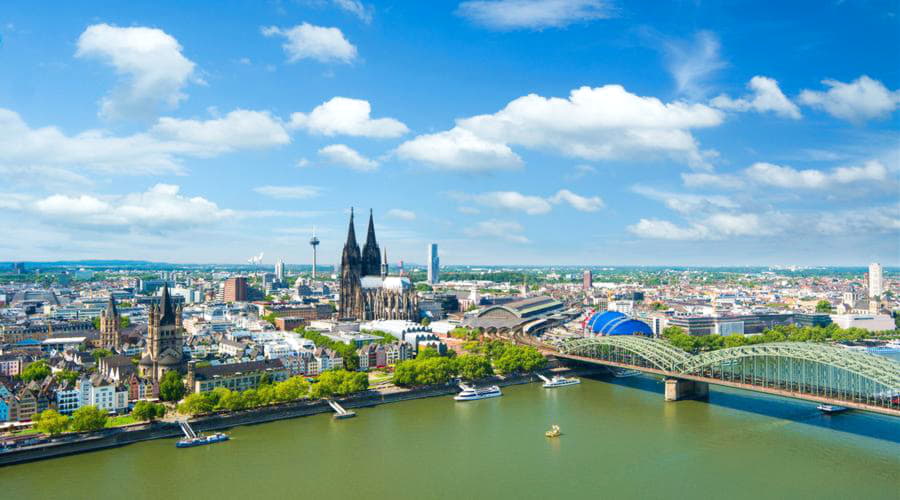 Options de location de voiture de premier choix à Cologne
